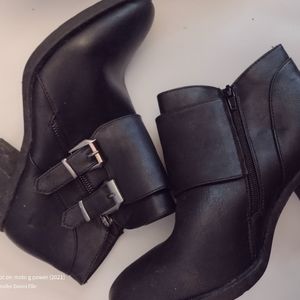 Women's Size 11 Hot Kiss Rodeo Black Boots Booties